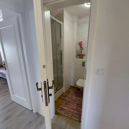 Nad Jeziorem Czorsztynskim Velo Frydman