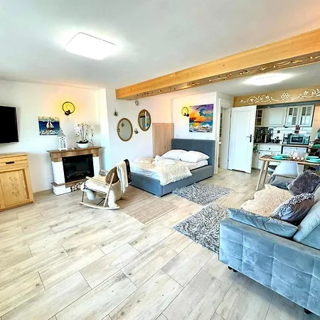 Nad Jeziorem Czorsztynskim Velo Chalet