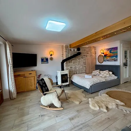 Nad Jeziorem Czorsztynskim Velo * Frydman